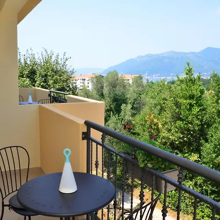 Bradasevic Apart Resort Tivat Exterior photo